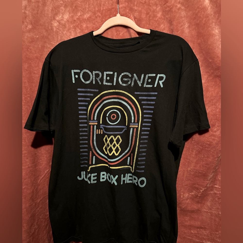 FOREIGNER BAND TEE